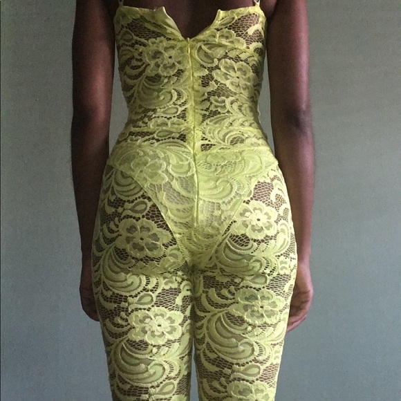 MatteBrand Lace Bodysuit/Jumpsuit - Picture 5 of 5